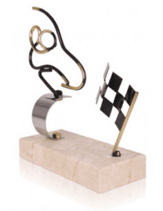 Figura Laton Automovilismo 0616Au
