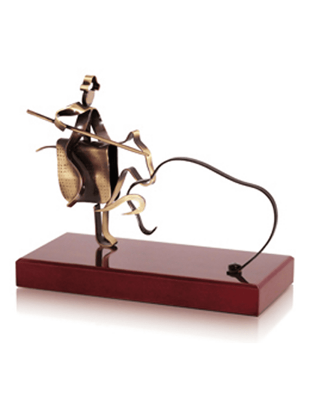Figura Laton Toros 0689Tau