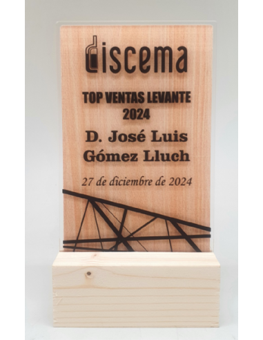 Trofeo De Metacrilato Y Madera frente 3