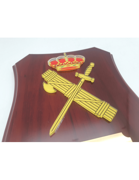Metopa de Madera para la Guardia Civil: Reconocimiento