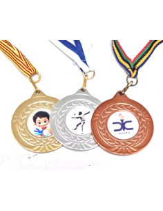 Medalla personalizada y económica con diseño de copa