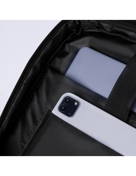 Mochila urbana polipiel para portátil 15” y tablet | Elegante y funcional personalizada
