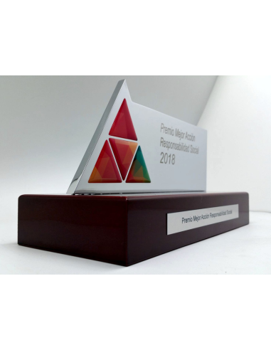 TROFEO DE DISEÑO PERSONALIZADO