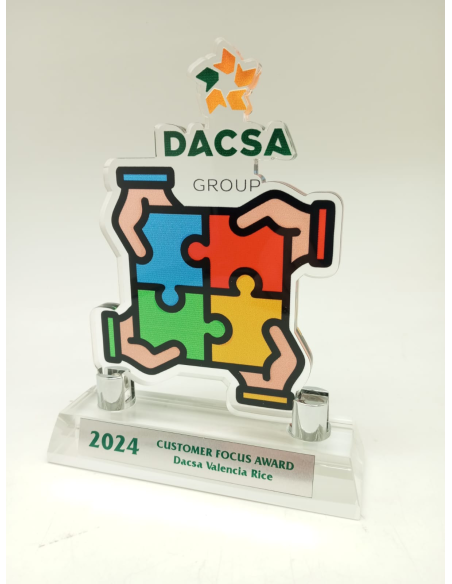 Trofeos de metacrilato personalizados a color en Valencia
