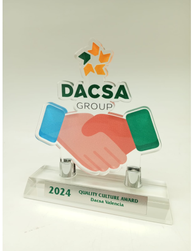 Trofeos de metacrilato personalizados a color en Valencia